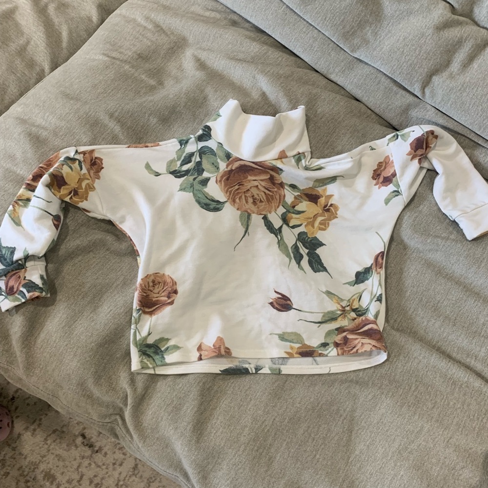 Little Lucca Love mock turtle neck
